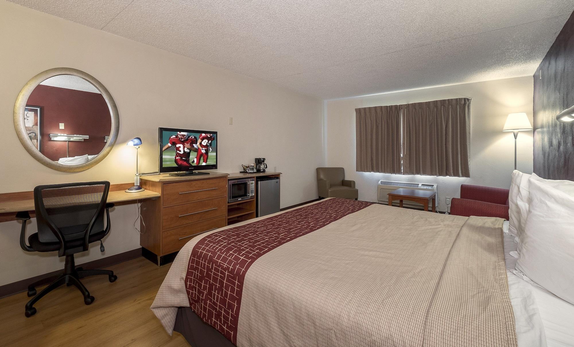 Red Roof Inn & Suites Cleveland - Elyria Dış mekan fotoğraf